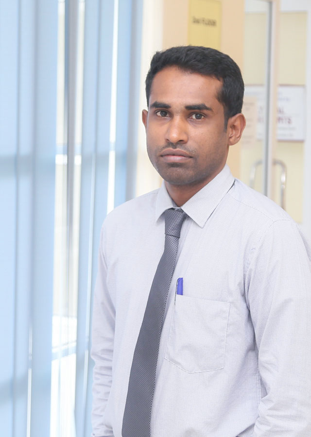 Dr. Lakmal Jayarathne
